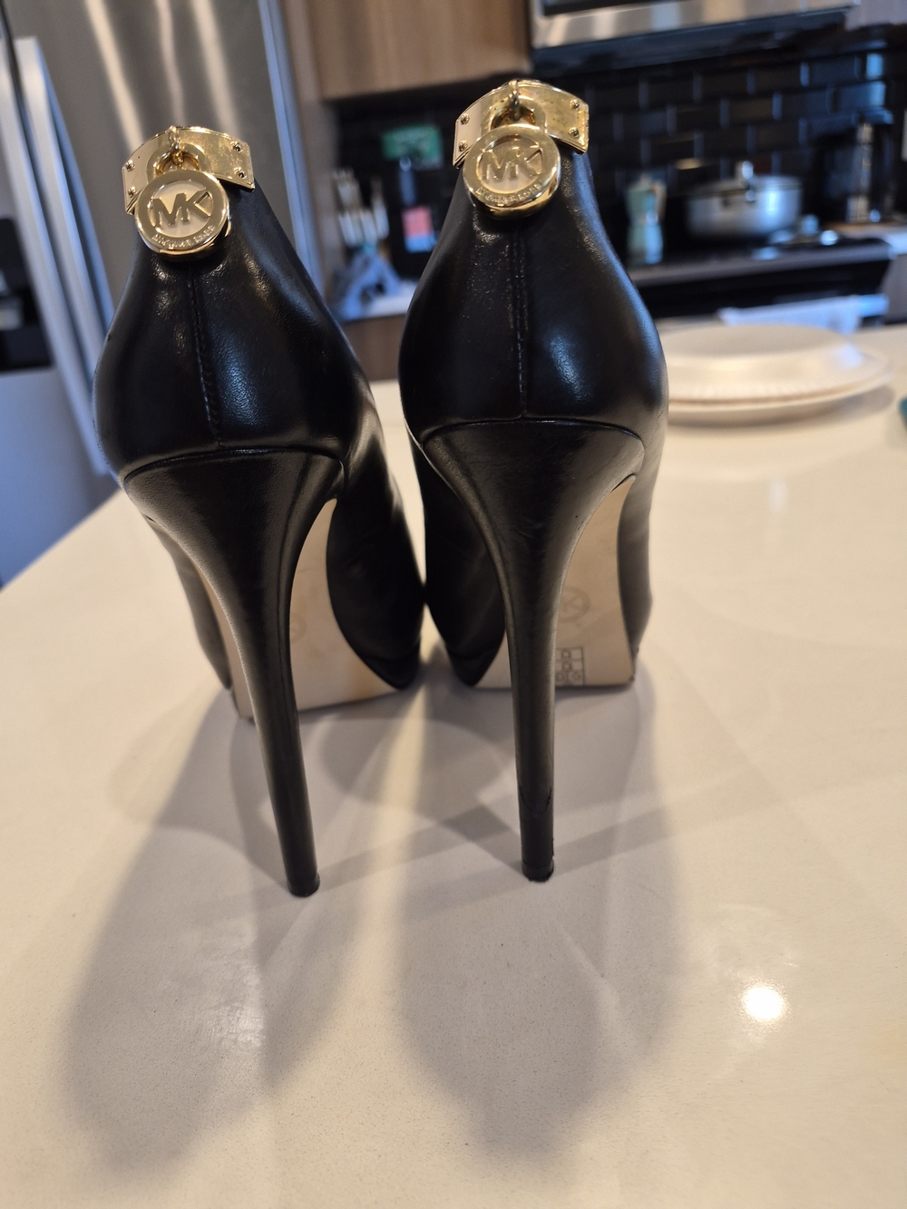 MICHAEL Michael Kors Black Leather Stiletto Pumps with Gold MK Accent Size 9